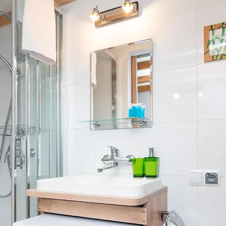 Piotrkowska With Mezzanine By Bookinghost דירה *