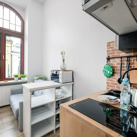 Piotrkowska With Mezzanine By Bookinghost