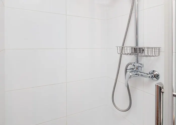 Appartamento Piotrkowska With Mezzanine By Bookinghost